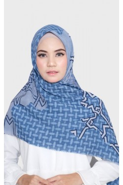 Hijab Segi Empat Voal Lasercut Casablanca Denim